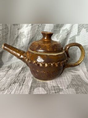 Chunky Pottery Teapot